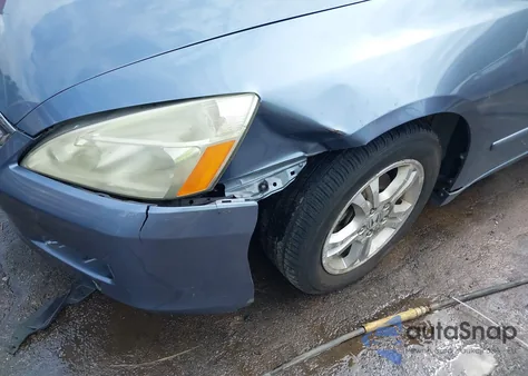 2007 Honda Accord 2.4 Ex z USA, uszkodzony, nr VIN 1HGCM56887A041798